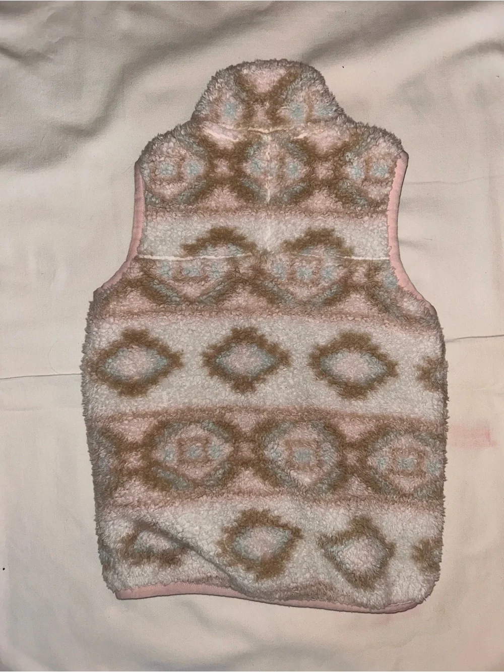 The North Face Pink & Beige Patterned Sherpa Vest - Kids